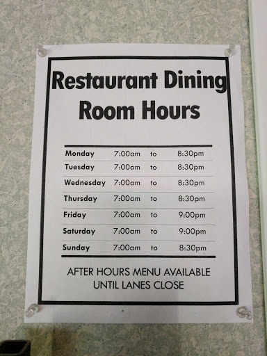 Restaurant «Glacier Lanes Restaurant & Lounge», reviews and photos, 9630 Evergreen Way, Everett, WA 98204, USA