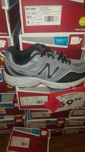 Shoe Store «Shoe Carnival», reviews and photos, 10129 Crossing Way, Denham Springs, LA 70726, USA