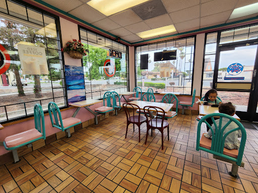 Donut Wheel, 2277 N Texas St, Fairfield, CA 94533, USA, 