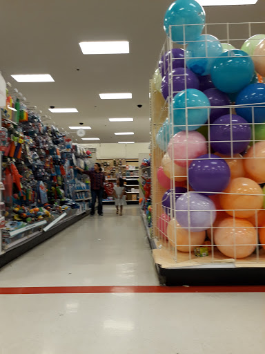 Department Store «Target», reviews and photos, 3280 R St, Merced, CA 95348, USA