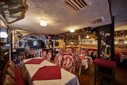 Henry,s Restaurant Bar - Av. Lanzarote, 9, 35130 Mogán, Las Palmas, Spain