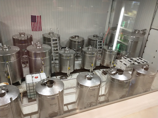 Winery «DelMonaco Winery & Vineyards», reviews and photos, 600 Lance Dr, Baxter, TN 38544, USA