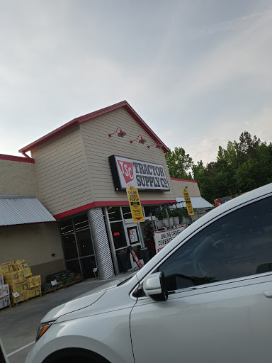 Home Improvement Store «Tractor Supply Co.», reviews and photos, 10161 Lochridge Blvd, Covington, GA 30014, USA