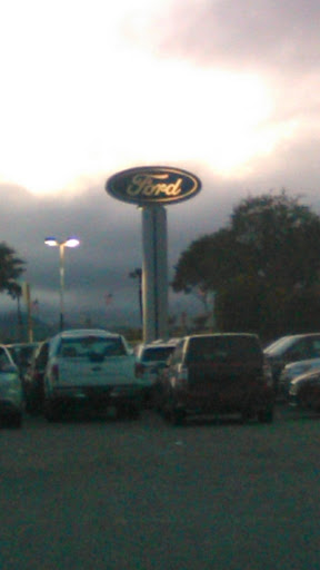 Car Dealer «Simi Valley Ford», reviews and photos, 2440 First St, Simi Valley, CA 93065, USA