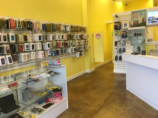 Cell Phone Store «Phones Are Us | Phones Repair Hollywood Fl», reviews and photos, 2790 Stirling Rd, Hollywood, FL 33020, USA