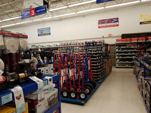 Hardware Store «Harbor Freight Tools», reviews and photos, 1704 E Belt Line Rd, Richardson, TX 75081, USA