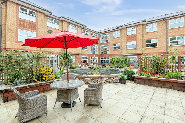 Reviews of Dovecote Manor Care Home in Milton Keynes - Retirement home