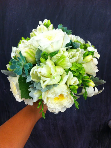 Florist «Royal Louis Florist», reviews and photos, 2221 10th St, Sacramento, CA 95818, USA