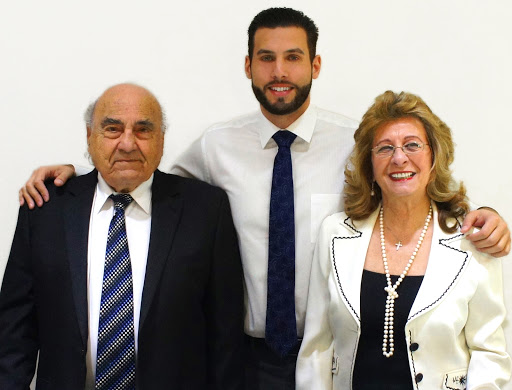 Jewelry Store «Classic Jewelers», reviews and photos, 5753 E Santa Ana Canyon Rd, Anaheim, CA 92807, USA