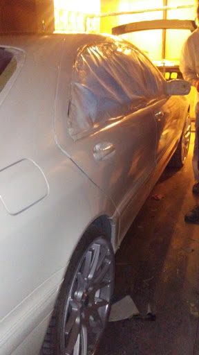 Auto Body Shop «Maaco Collision Repair & Auto Painting», reviews and photos, 8916 Troost Ave, Kansas City, MO 64131, USA