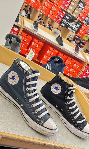 Shoe Store «WSS», reviews and photos, 460 San Fernando Mission Blvd, San Fernando, CA 91340, USA