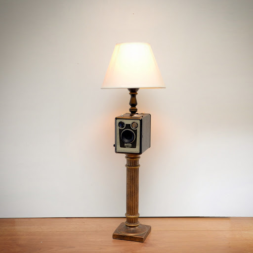 Vintage Lamp Cam