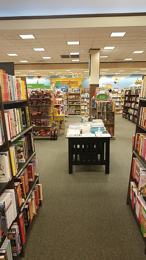 Book Store «Barnes & Noble Bookstores», reviews and photos, 2325 S Stemmons Fwy #401, Lewisville, TX 75067, USA