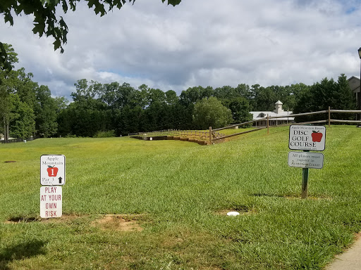 Resort «Apple Mountain Resort & Golf Club», reviews and photos, 901 Rock Ford Creek Rd, Clarkesville, GA 30523, USA