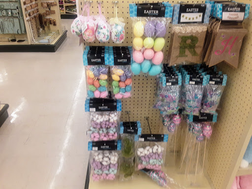 Craft Store «Hobby Lobby», reviews and photos, 5622 Johnston St #200, Lafayette, LA 70503, USA