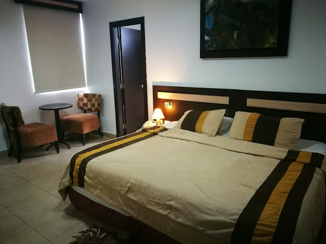 Hotel MC Suites - Guayaquil