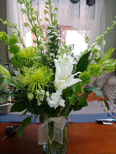 Florist «Pretty Petals Florist», reviews and photos, 6865 S Elati St, Littleton, CO 80120, USA