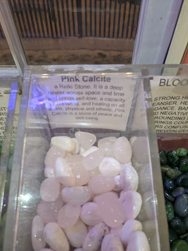 Book Store «Pyramid Books», reviews and photos, 214 Derby St, Salem, MA 01970, USA