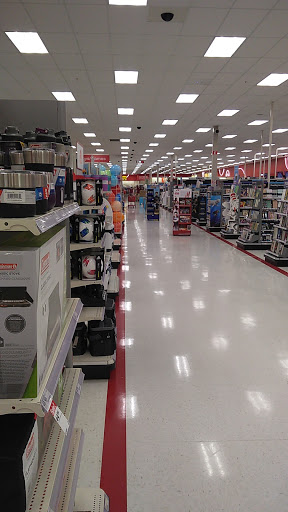 Department Store «Target», reviews and photos, 5057 Harvey St, Muskegon, MI 49444, USA