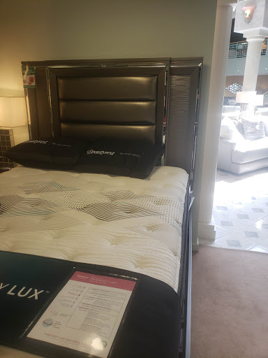 Furniture Store «Raymour & Flanigan Furniture and Mattress Store», reviews and photos, 110 S West End Blvd, Quakertown, PA 18951, USA