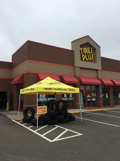 Tire Shop «Tires Plus», reviews and photos, 7740 149th St W, Apple Valley, MN 55124, USA