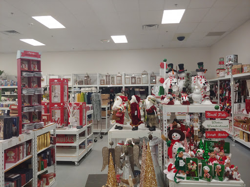 Shopping Mall «Shops at CenterPoint», reviews and photos, 3665 28th St SE, Grand Rapids, MI 49512, USA