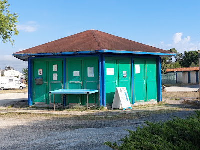 Aire De Camping Car à Le Château-d'Oléron