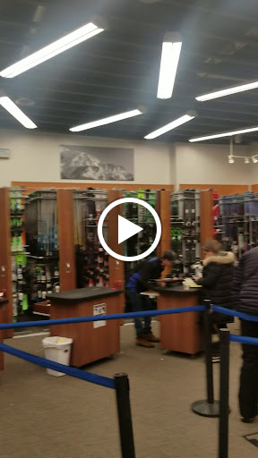 Ski Rental Service «Christy Sports - Ski & Patio», reviews and photos, 182 Avon Rd, Avon, CO 81620, USA