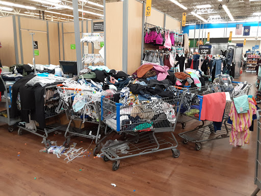 Discount Store «Walmart», reviews and photos, 8350 Shaver Rd, Portage, MI 49024, USA