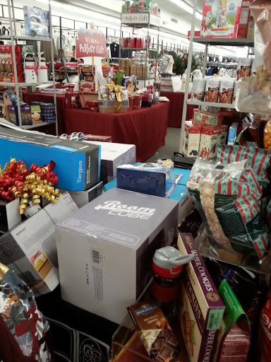 Clothing Store «Burlington Coat Factory», reviews and photos, 196 E Main St, Patchogue, NY 11772, USA