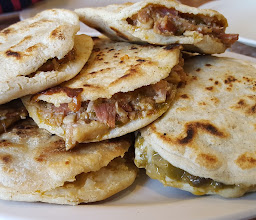 Gorditas La Pestaña CUAUHTÉMOC photo