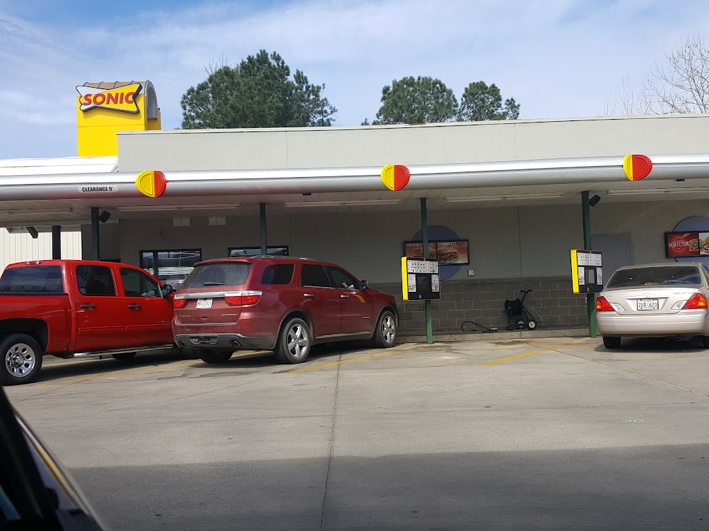 Sonic Drive-In 71055