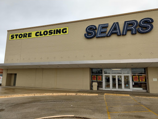 Shopping Mall «Golf Mill Shopping Center», reviews and photos, 239 Golf mill Center, Niles, IL 60714, USA