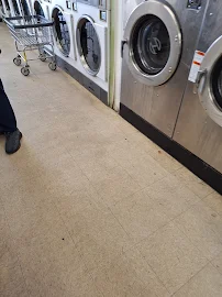 Thrifty Wash Laundromat 2 - Car repair in Fresno, CA, Fresno - Rated 4.1/5