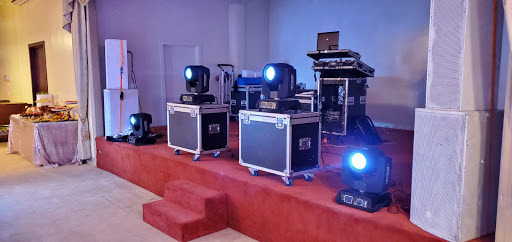 Shopping Mall «City Shopping Center», reviews and photos, 2201 Long Beach Blvd, Compton, CA 90221, USA