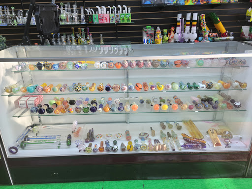 Tobacco Shop «Smoken Smoke House», reviews and photos, 13260 Woodruff Ave, Downey, CA 90242, USA