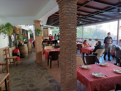 Restaurante Asador Casa Chiquito Camino Antiguo del tranvía, 5 km, 18160 Güejar Sierra, Granada, España