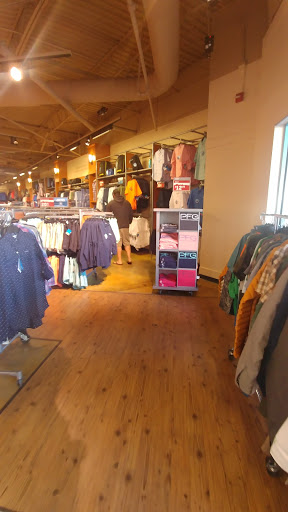 Sportswear Store «Columbia Sportswear Outlet Store - Prime Outlets in Ellenton», reviews and photos, 5661 Factory Shops Blvd #470, Ellenton, FL 34222, USA