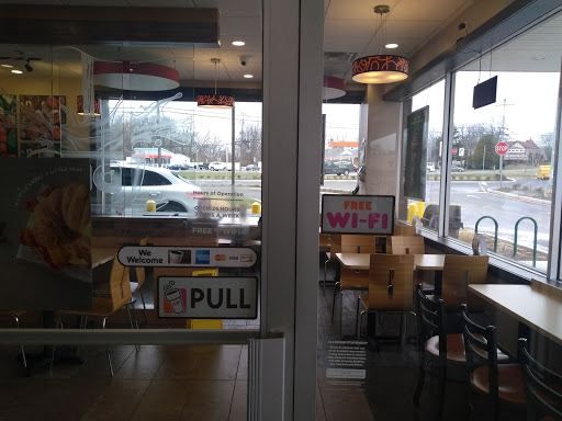 Shopping Mall «Sea Girt Mall Shopping Center», reviews and photos, 2204 NJ-35, Manasquan, NJ 08736, USA