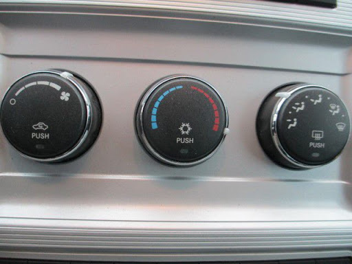 Used Car Dealer «LaBate Auto Sales Inc.», reviews and photos, 5800 E Roosevelt Blvd, Philadelphia, PA 19149, USA