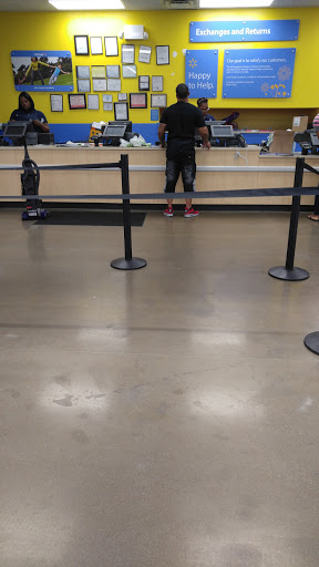 Department Store «Walmart Supercenter», reviews and photos, 8331 S Stewart Ave, Chicago, IL 60620, USA