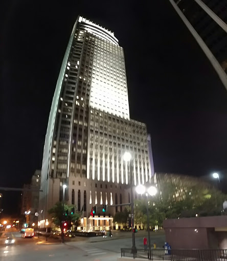 First National Bank, 1620 Dodge St, Omaha, NE 68197, USA, Bank