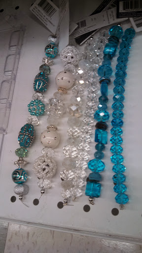 Fabric Store «Jo-Ann Fabrics and Crafts», reviews and photos, 44740 Ford Rd, Canton, MI 48187, USA