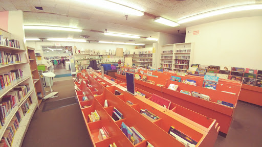 Thrift Store «Community Thrift Center», reviews and photos, 2226 Noblestown Rd, Pittsburgh, PA 15205, USA