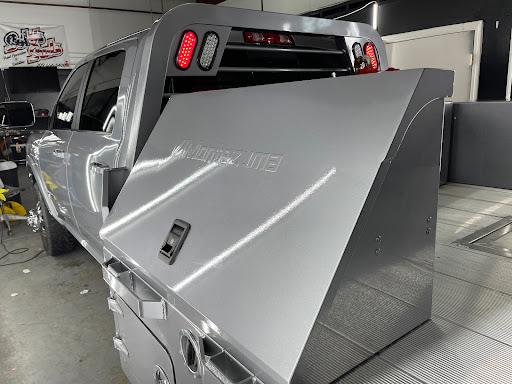 Solo's Suds Paint Correction & Detailing LLC en Tracy
