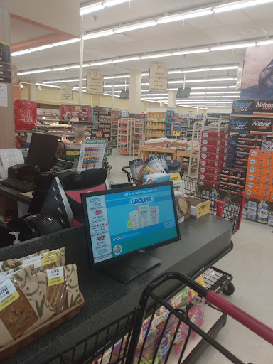 Grocery Store «Winn-Dixie», reviews and photos, 5802 54th Ave N, Kenneth City, FL 33709, USA