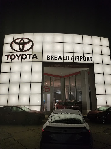 Toyota Dealer «Kenny Ross Toyota», reviews and photos, 8900 University Blvd, Moon, PA 15108, USA