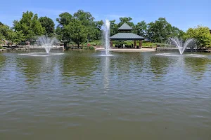 Schaumburg Town Square image