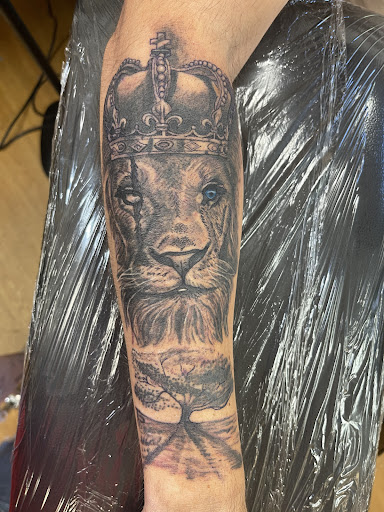 Tattoo Shop «Angel Ink Tattoo», reviews and photos, 508 Main St, Oregon City, OR 97045, USA