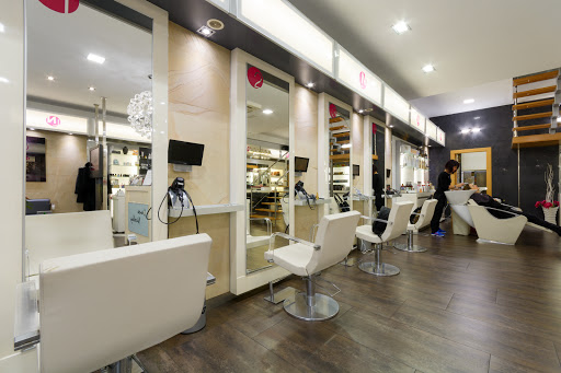 Laura NicoLay Peluquerías and Spa Salamanca en Santa Marta de Tormes, Salamanca